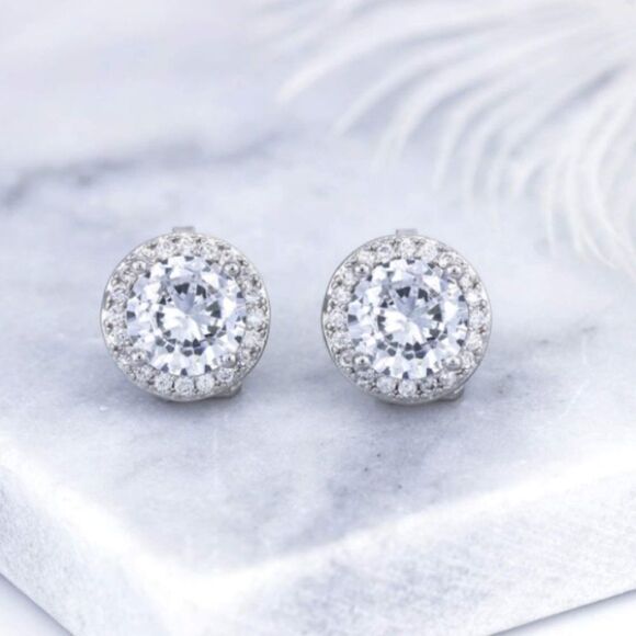 New Simulated Diamond Clip On Stud Earrings - Picture 1 of 8